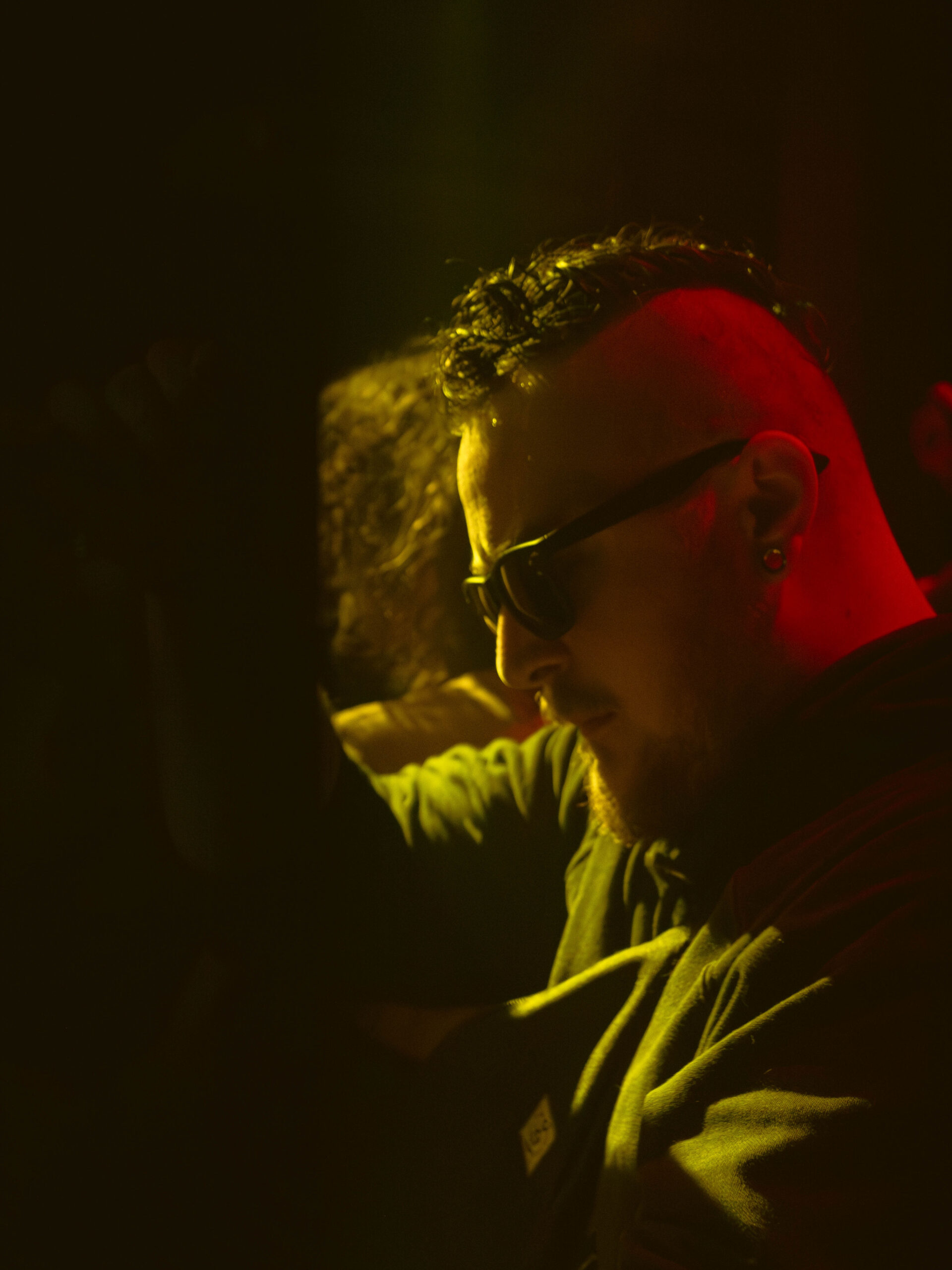 Lunette et concentration mirko pesci Évènement techno à Grenoble